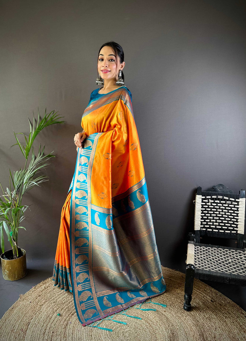 Sonakshi Women's Yellow Banarasi Silk Zari Woven Traditional Saree with Blouse - Distacart