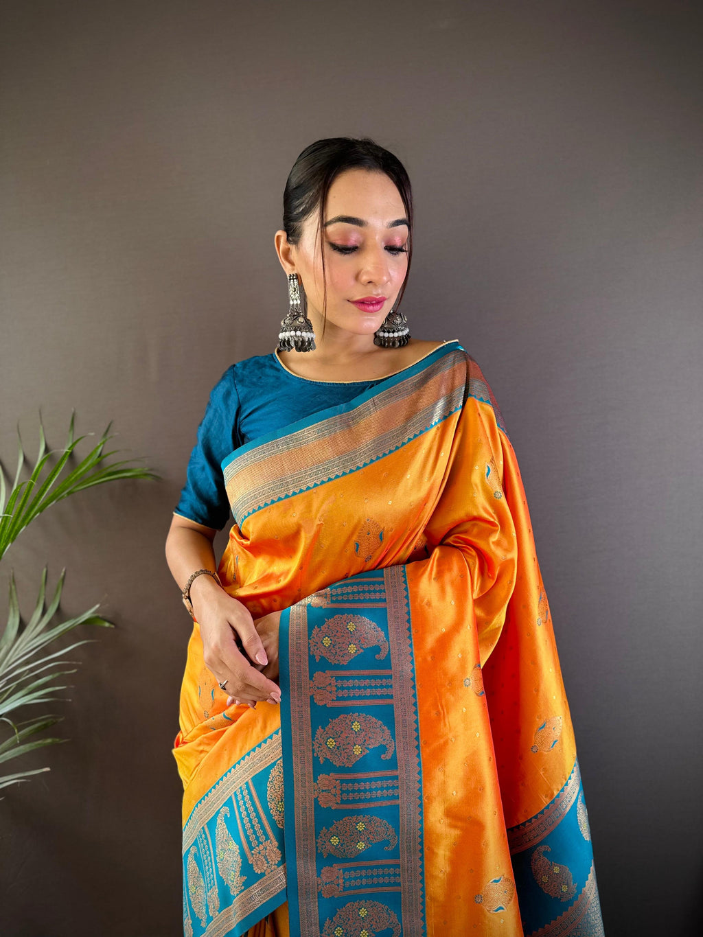 Sonakshi Women's Yellow Banarasi Silk Zari Woven Traditional Saree with Blouse - Distacart