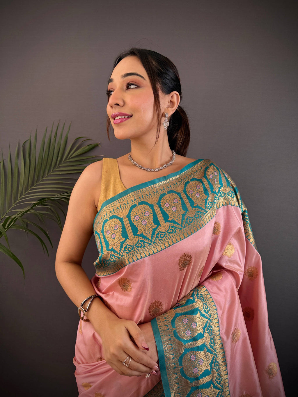 Sonakshi Women's Light Peach Banarasi Silk Zari Woven Traditional Saree with Blouse - Distacart
