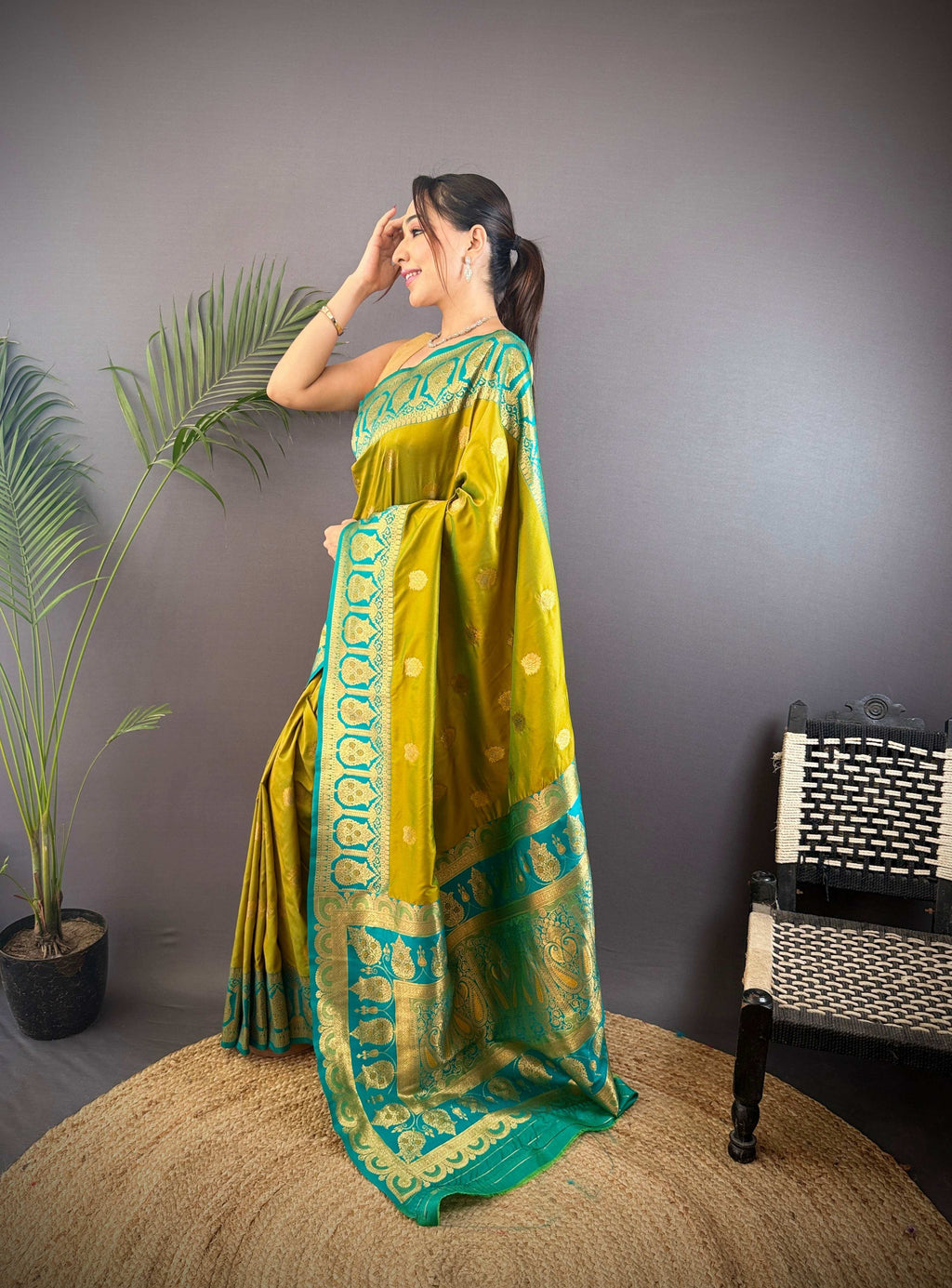 Sonakshi Women's Mehendi Banarasi Silk Zari Woven Traditional Saree with Blouse - Distacart