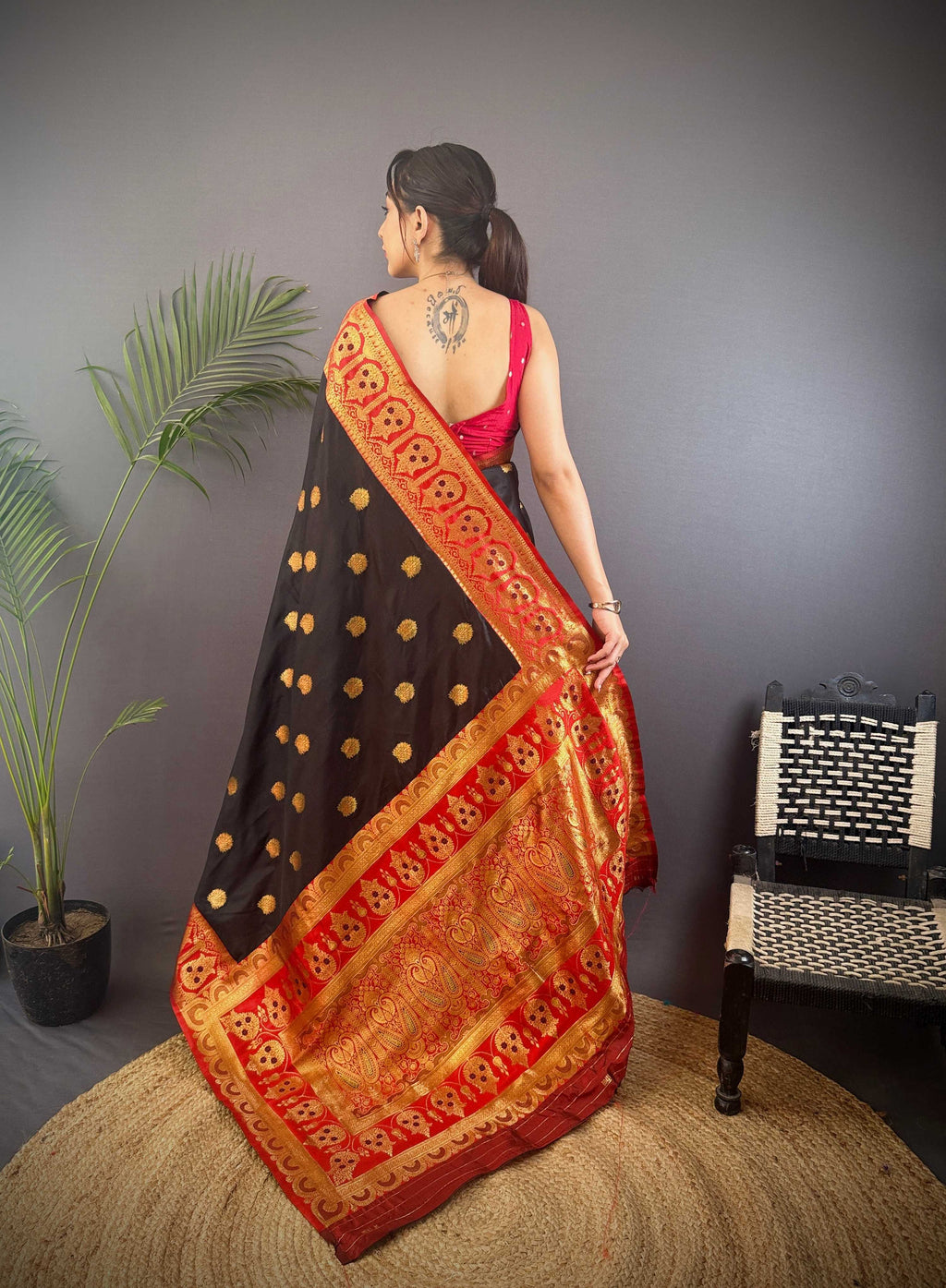 Sonakshi Women's Black Banarasi Silk Zari Woven Traditional Saree with Blouse - Distacart
