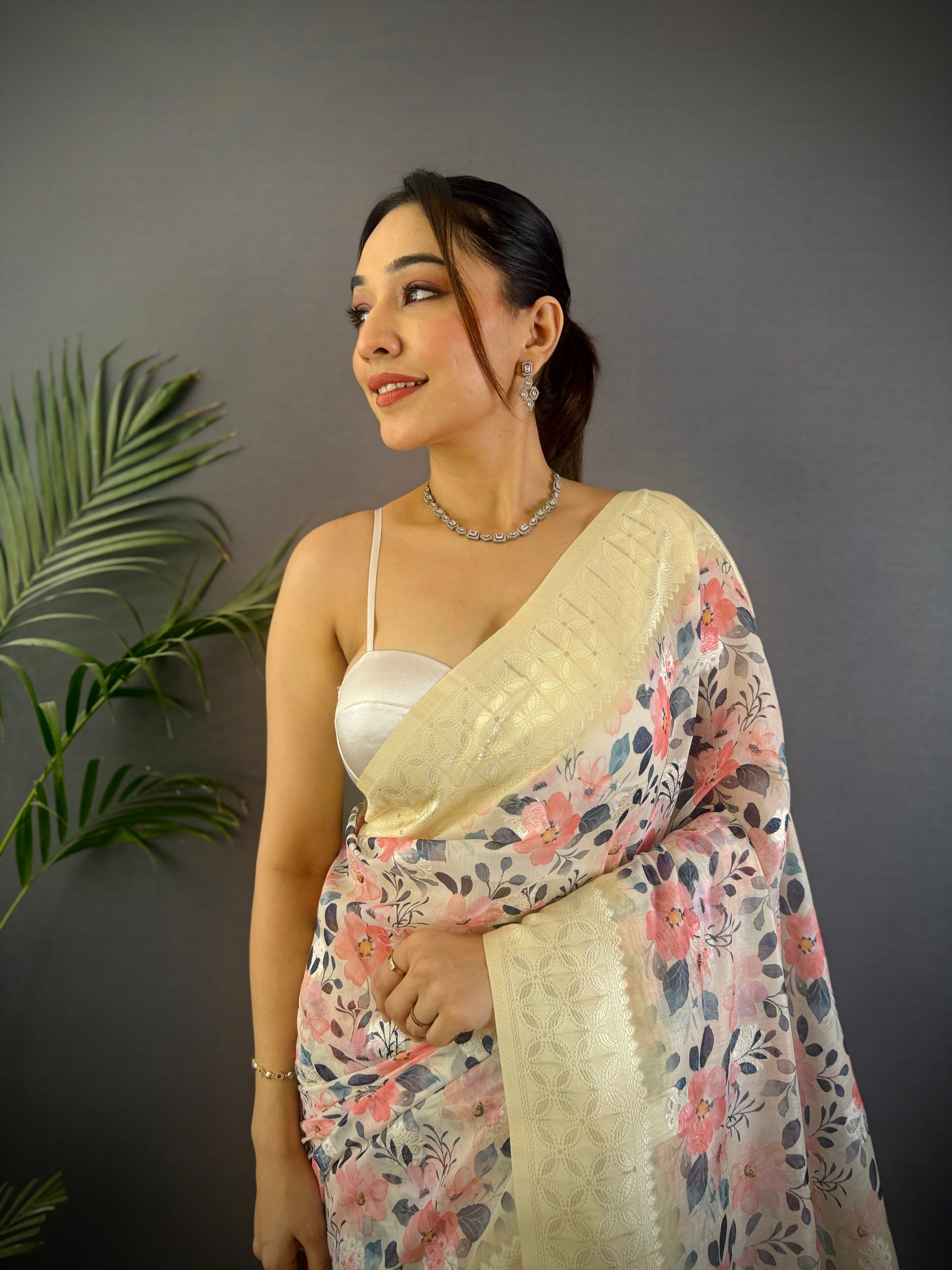 Sonakshi Women's Chandan Blend Silk Jacquard Woven Traditional Saree with Blouse - Distacart