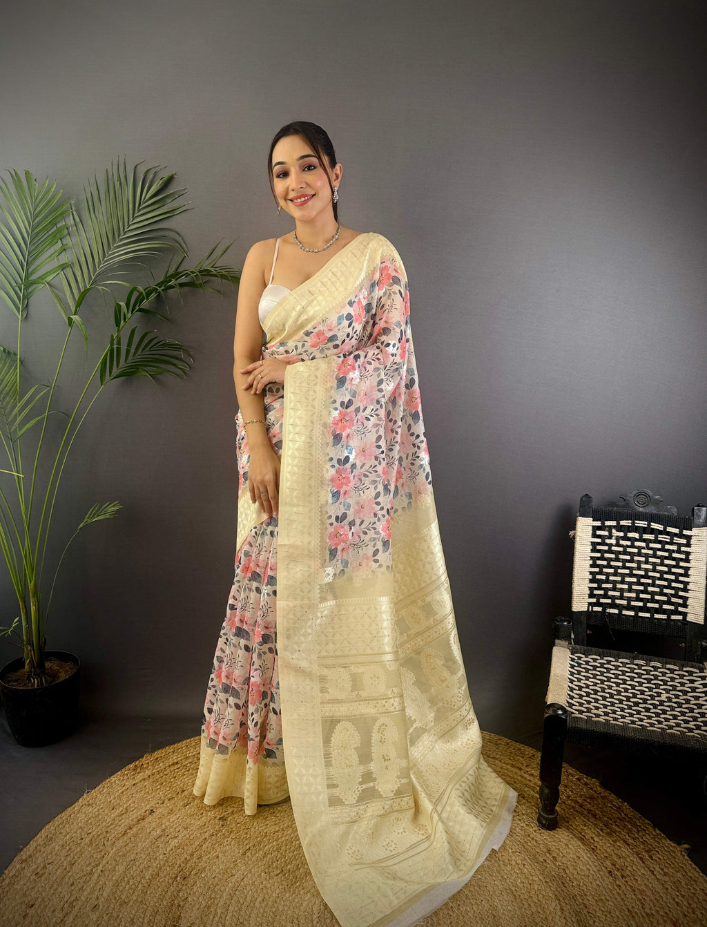 Sonakshi Women's Chandan Blend Silk Jacquard Woven Traditional Saree with Blouse - Distacart