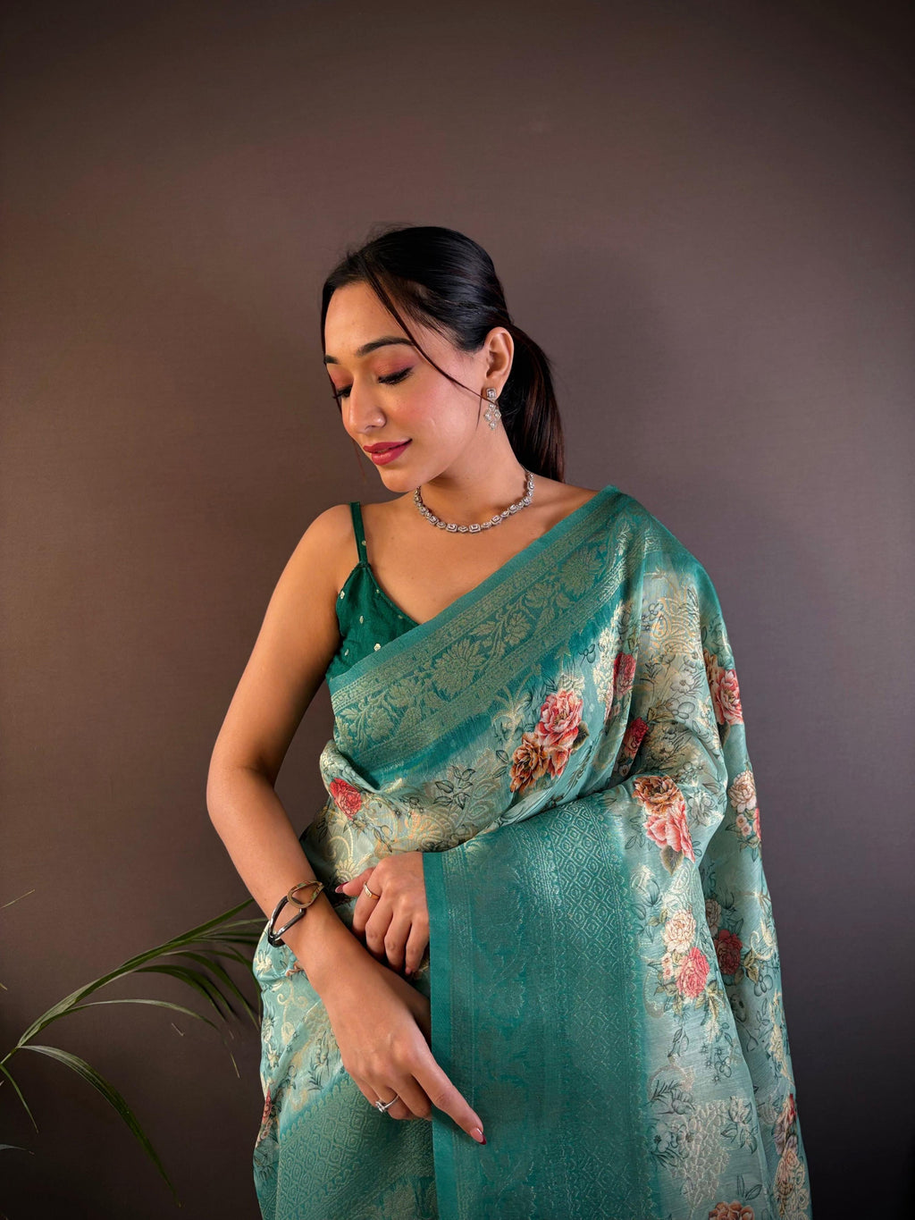 Sonakshi Women's Rama Blend Silk Jacquard Woven Traditional Saree with Blouse - Distacart