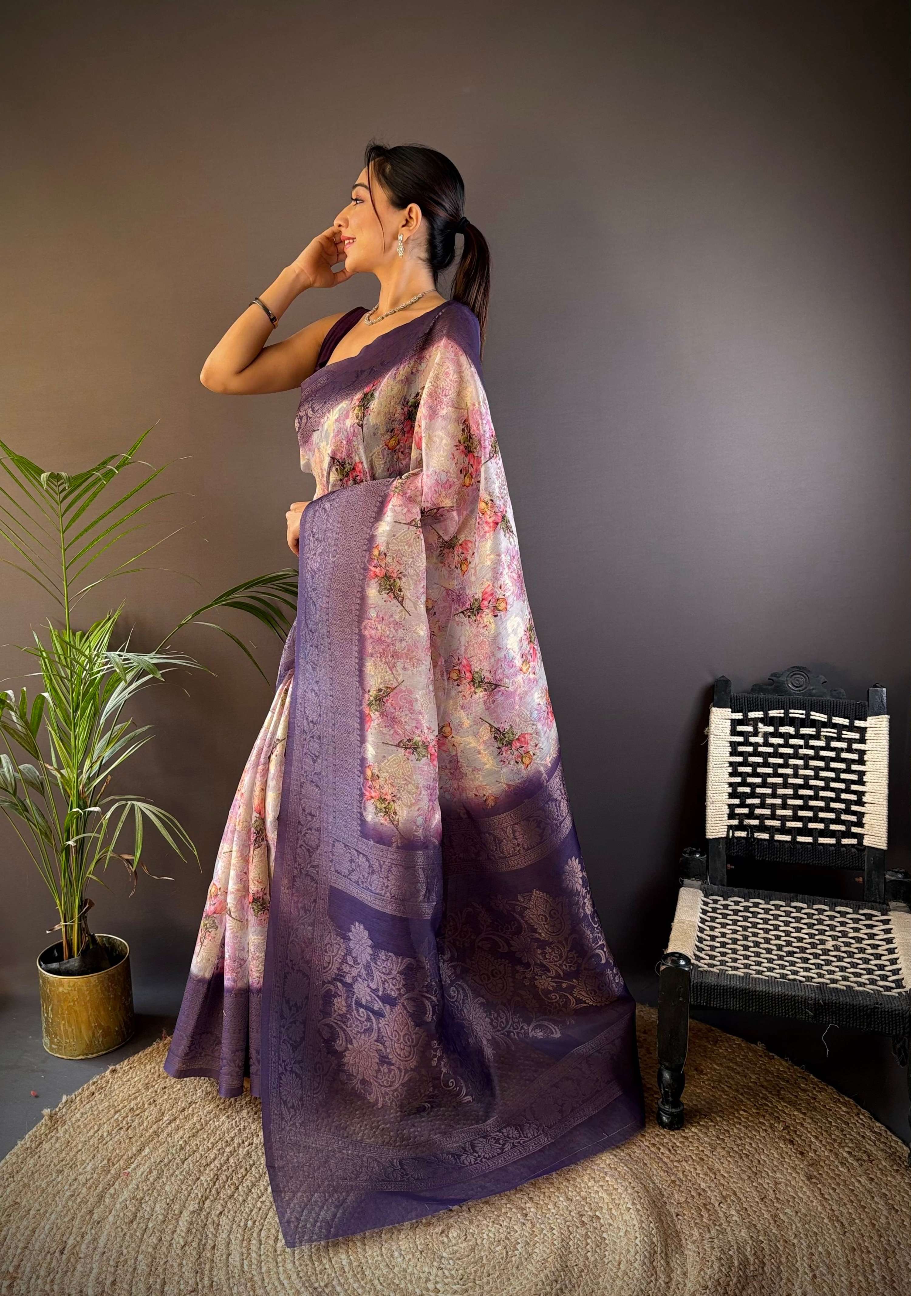 Sonakshi Women's Purple Blend Silk Jacquard Woven Traditional Saree with Blouse - Distacart