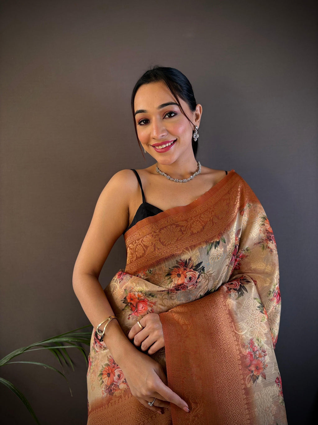 Sonakshi Women's Tamba Blend Silk Jacquard Woven Traditional Saree with Blouse - Distacart
