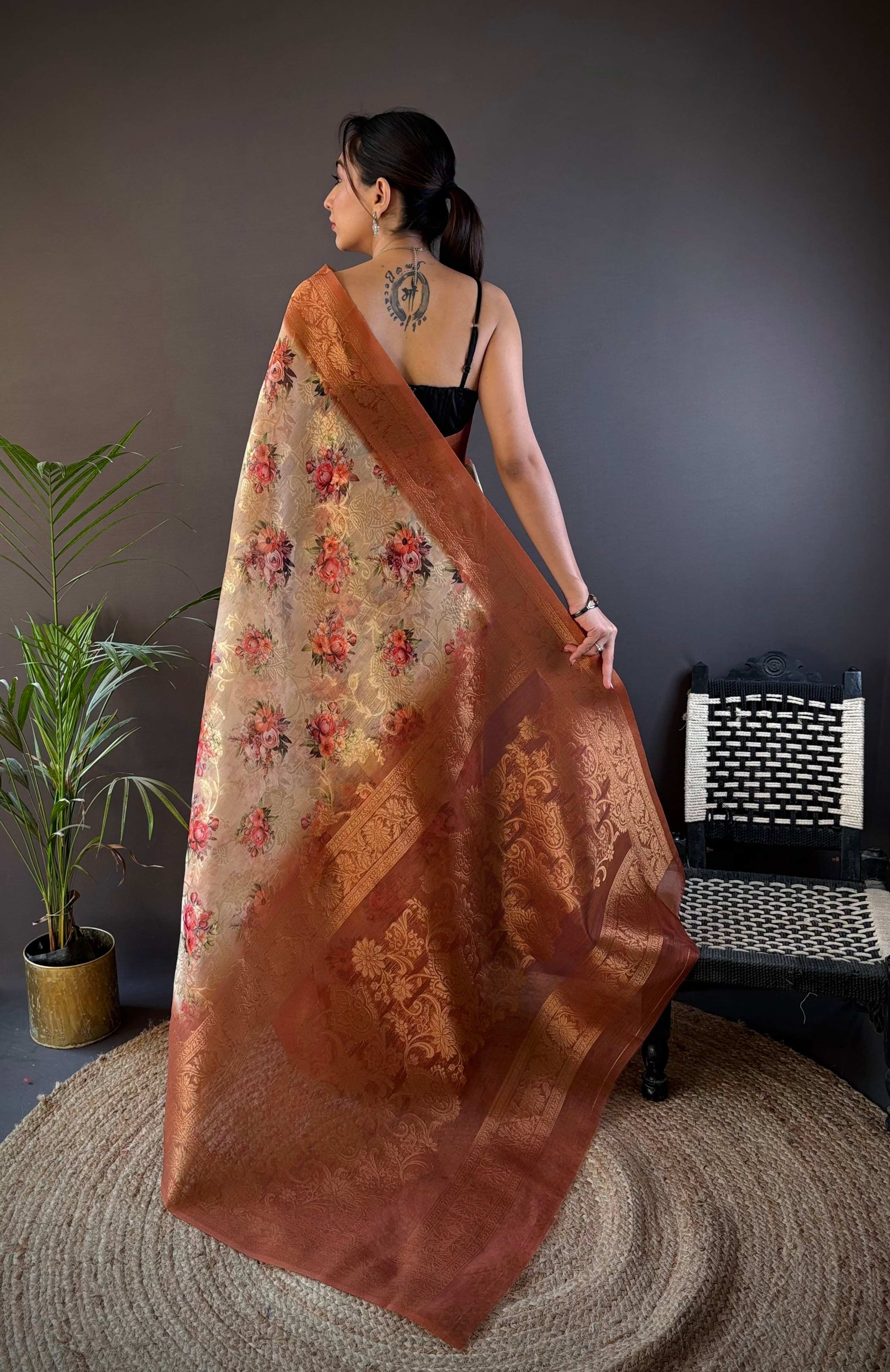 Sonakshi Women's Tamba Blend Silk Jacquard Woven Traditional Saree with Blouse - Distacart