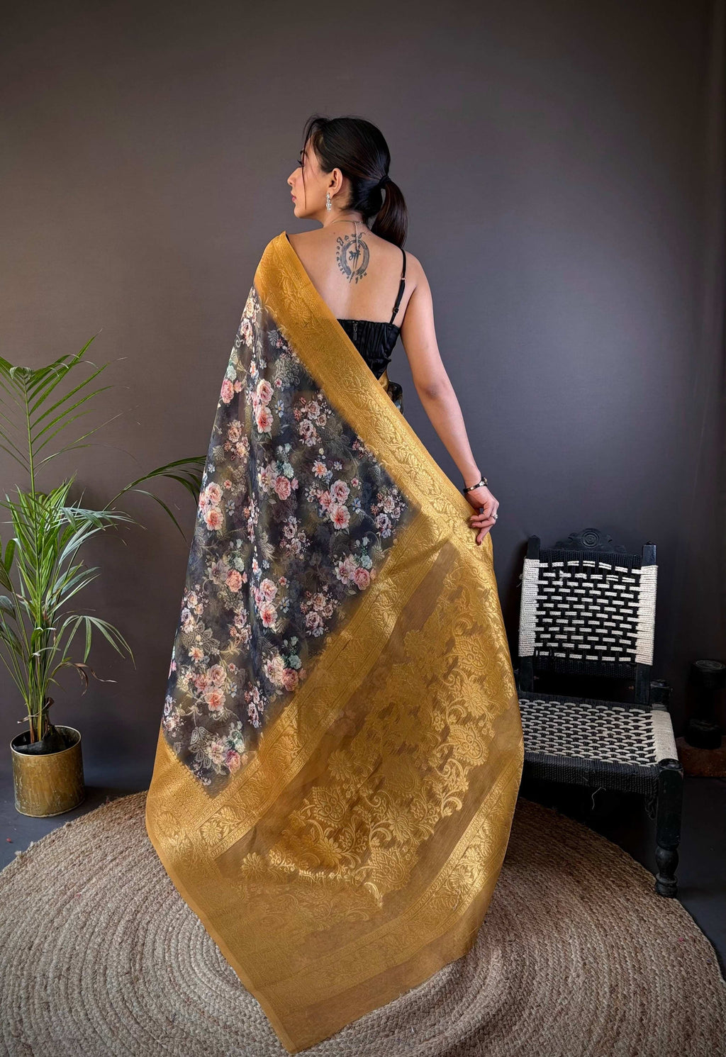 Sonakshi Women's Mehendi Blend Silk Jacquard Woven Traditional Saree with Blouse - Distacart