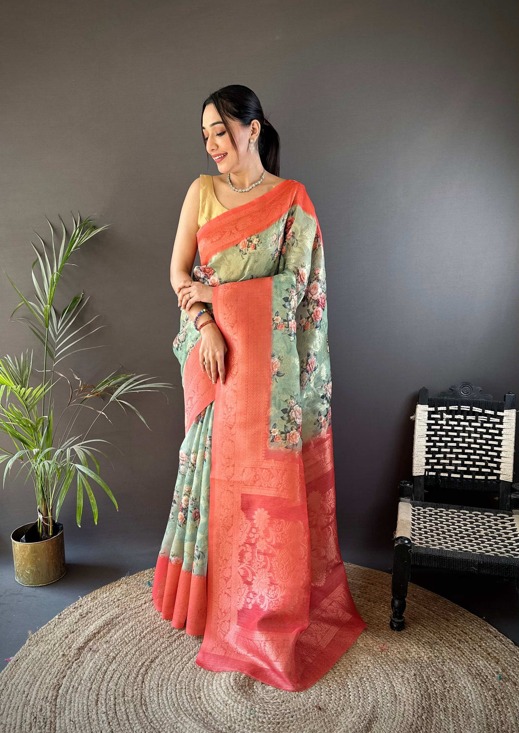 Sonakshi Women's Gajri Blend Silk Jacquard Woven Traditional Saree with Blouse - Distacart