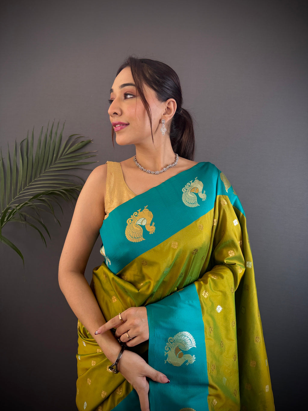 Sonakshi Women's Mehendi Banarasi Silk Zari Weaving Saree with Blouse - Distacart