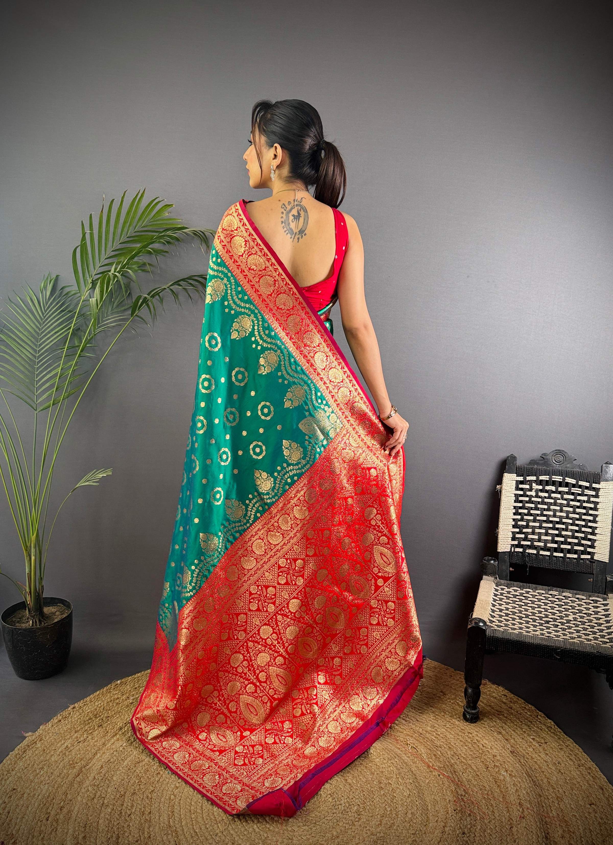 Sonakshi Women's Seagreen Banarasi Silk Zari Weaving Saree with Blouse - Distacart