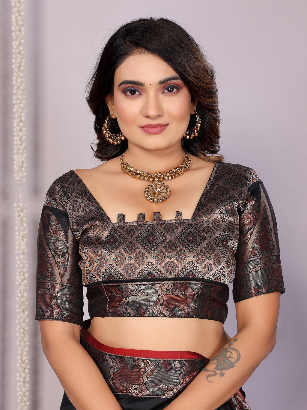 Sonakshi Women's Black Soft Silk Zari Weaving Saree with Blouse - Distacart