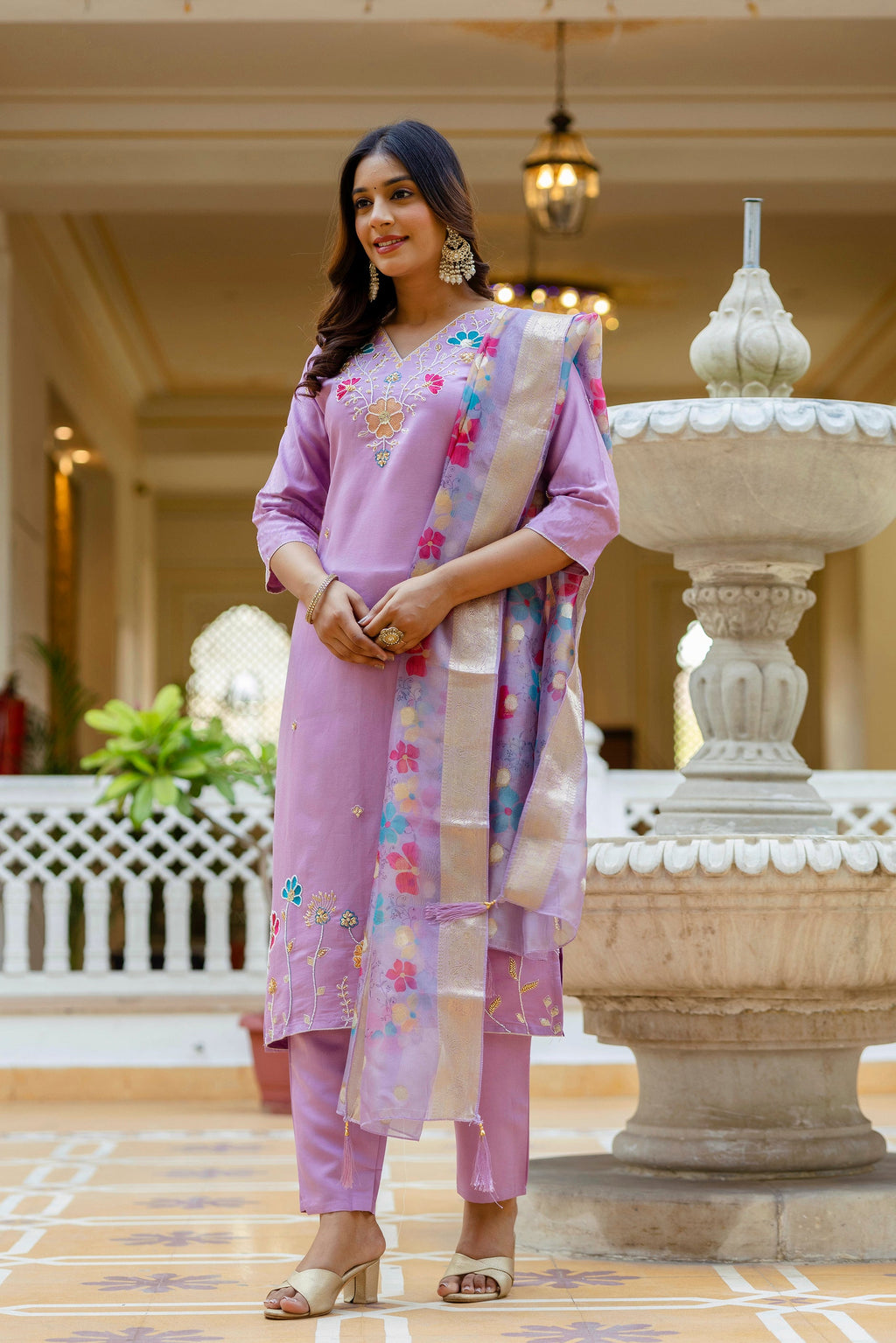 Sonakshi Women's Lavender Viscose Gadhwal Embroidered Beads Kurta Set with Dupatta - Distacart