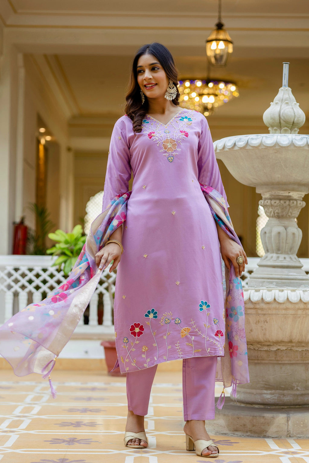 Sonakshi Women's Lavender Viscose Gadhwal Embroidered Beads Kurta Set with Dupatta - Distacart