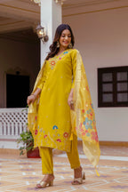 Sonakshi Women's Yellow Viscose Gadhwal Embroidered Beads Kurta Set with Dupatta - Distacart