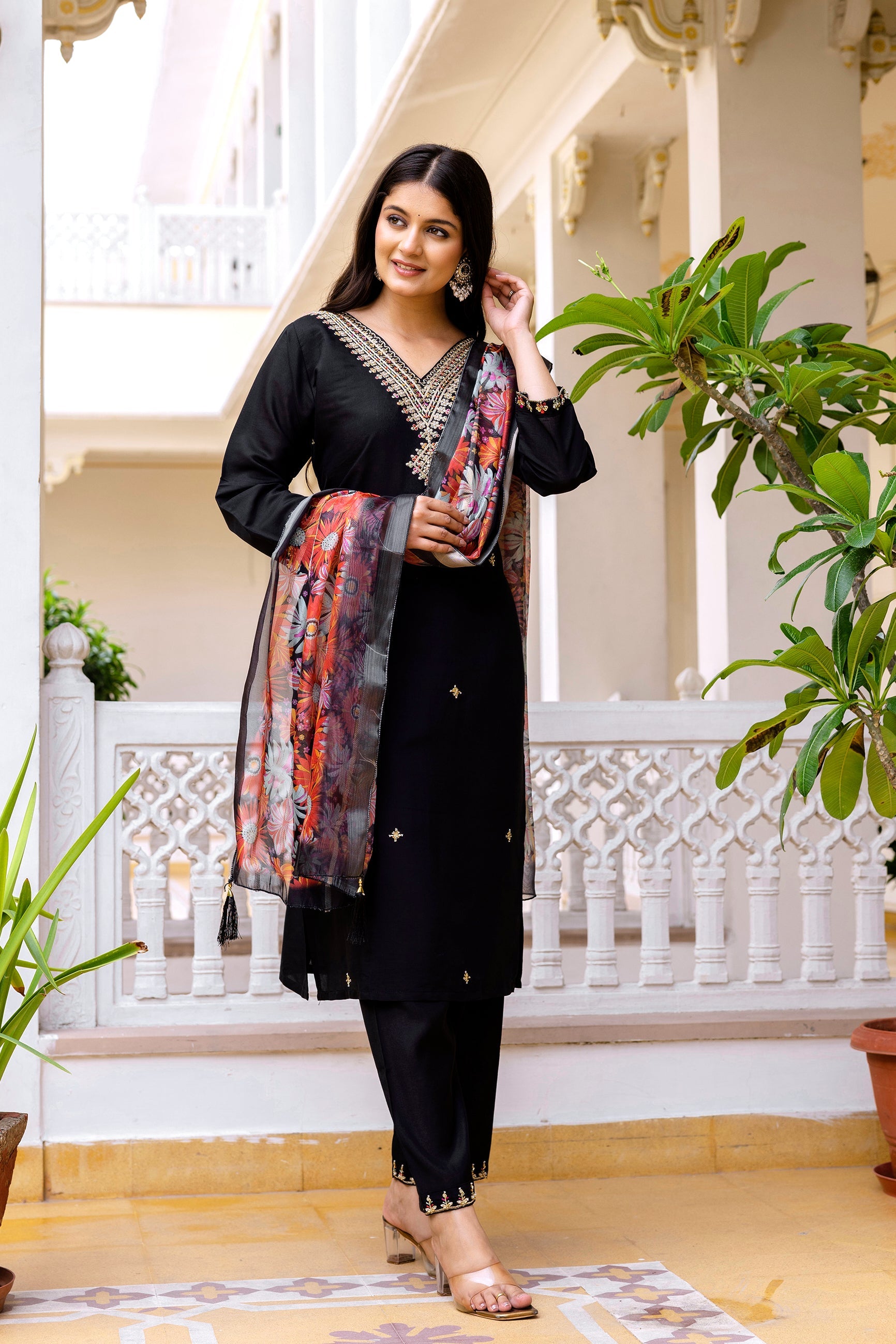 Sonakshi Women's Black Viscose Chanderi Embroidered Kurta Set with Dupatta - Distacart