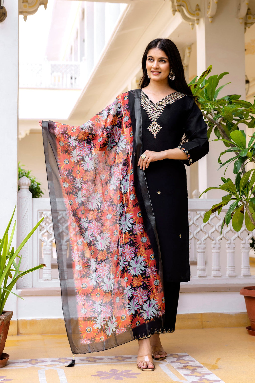 Sonakshi Women's Black Viscose Chanderi Embroidered Kurta Set with Dupatta - Distacart