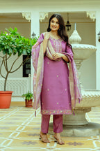 Sonakshi Women's Lavender Viscose Chanderi Silk Embroidered Beads Kurta Set with Dupatta - Distacart