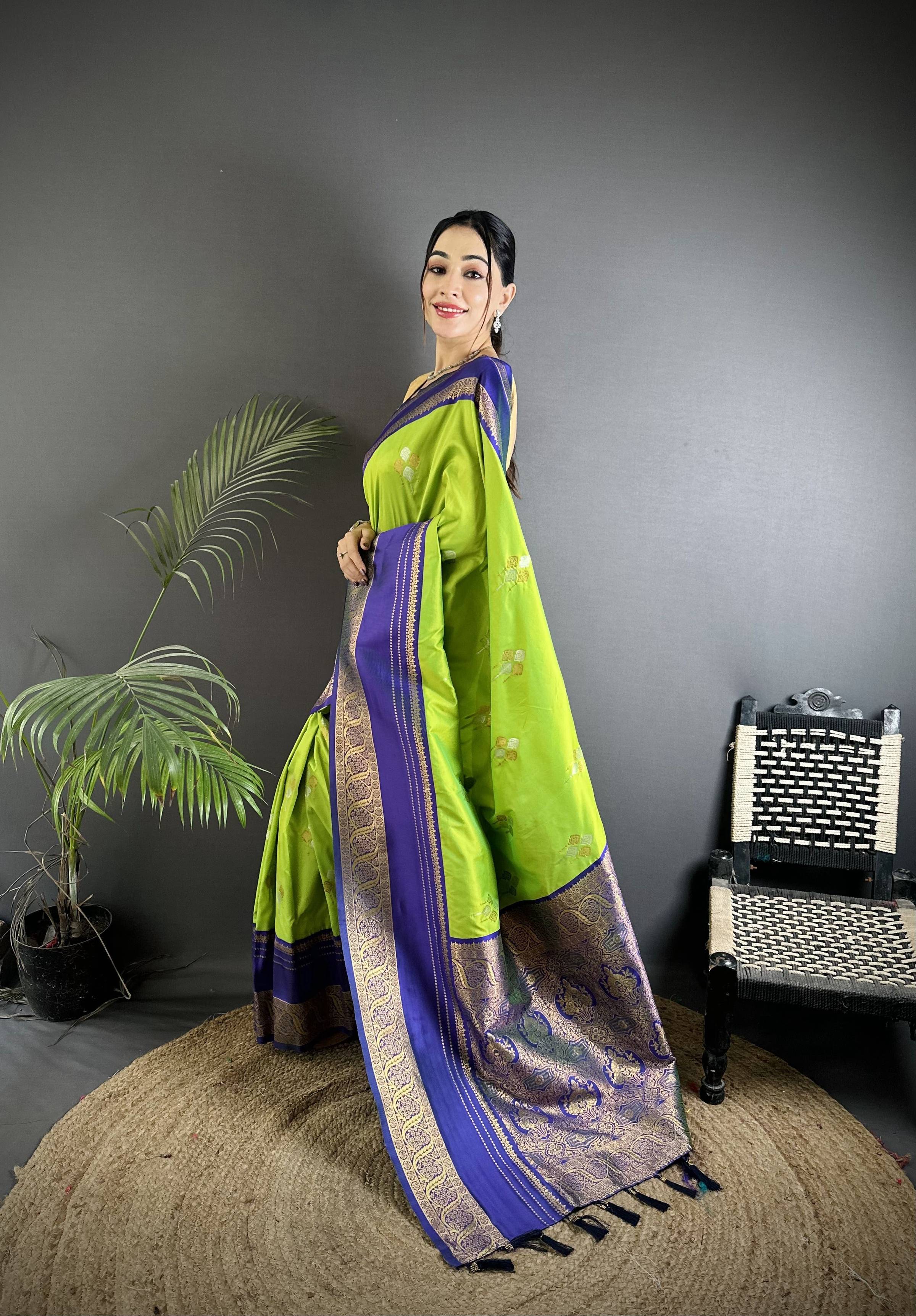 Sonakshi Women'S Parrot Premium Soft Silk Zari Woven Traditional Saree With Blouse - Distacart