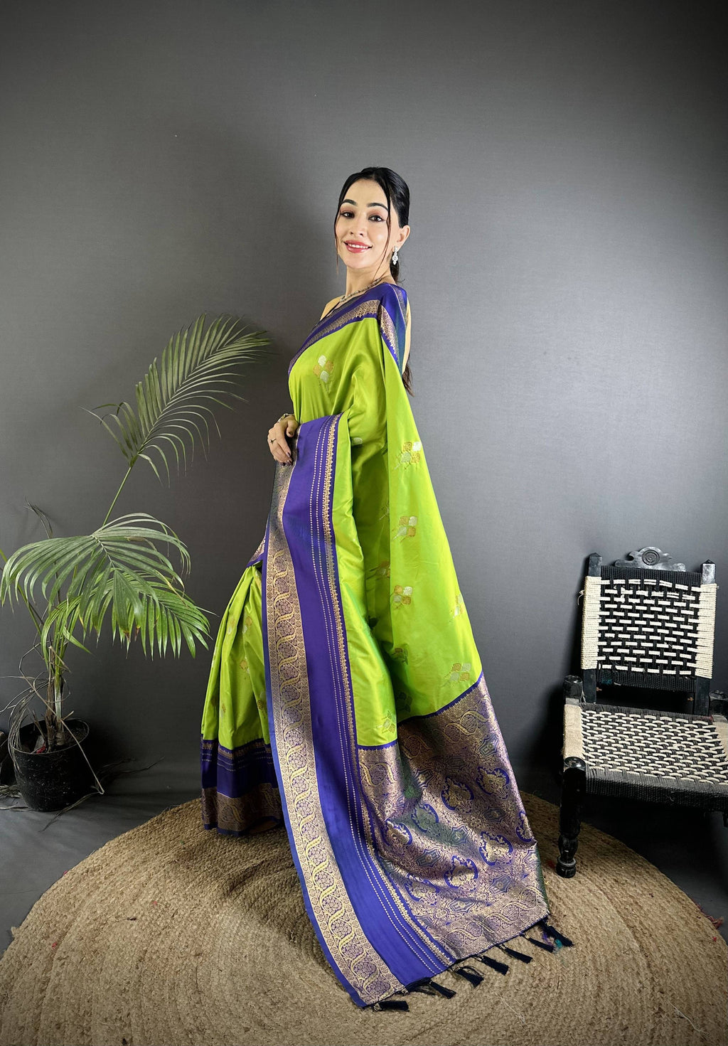 Sonakshi Women's Parrot Premium Soft Silk Zari Woven Traditional Saree with Blouse - Distacart
