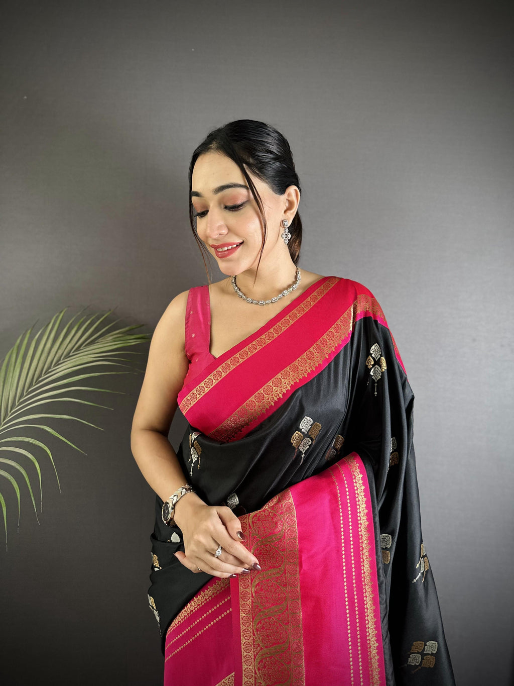 Sonakshi Women'S Black Premium Soft Silk Zari Woven Traditional Saree With Blouse - Distacart