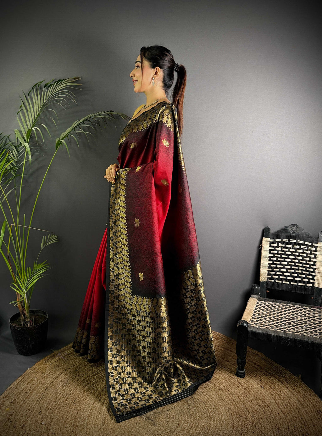 Sonakshi Women'S Red Ikkat Silk Zari Woven Traditional Saree With Blouse - Distacart