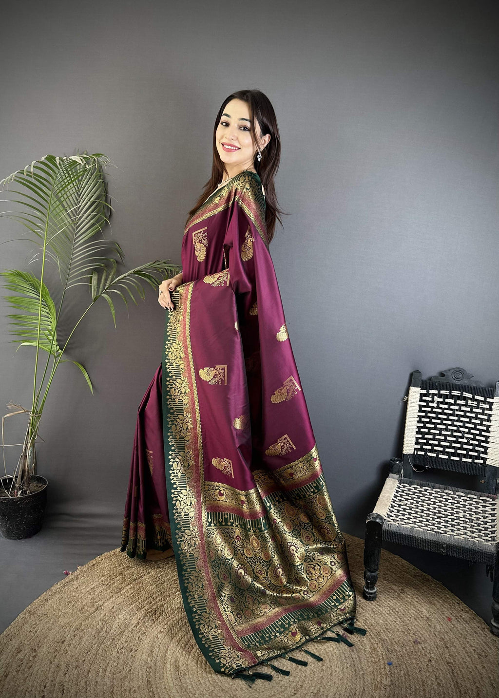 Sonakshi Women'S Wine Pure Soft Banarasi Silk With Contrast Weaving Border And Pallu Traditional Saree With Blouse - Distacart