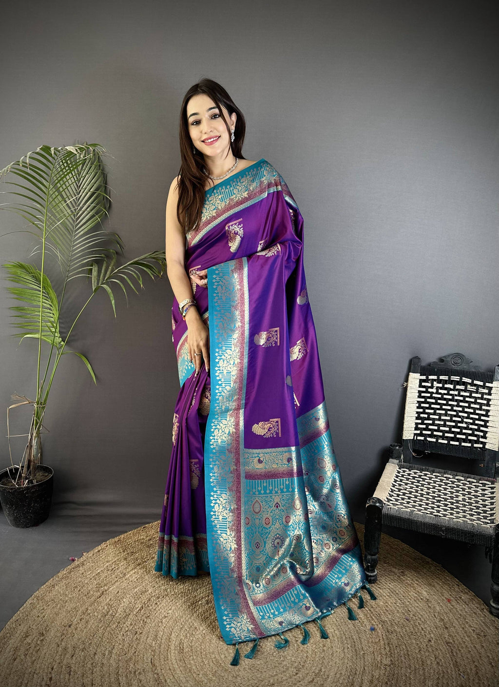 Sonakshi Women'S Blue Pure Soft Banarasi Silk With Contrast Weaving Border And Pallu Traditional Saree With Blouse - Distacart