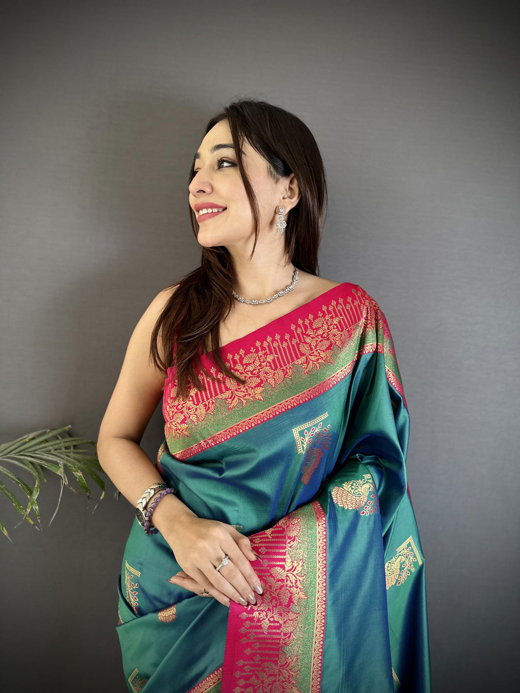 Sonakshi Women'S Teal Pure Soft Banarasi Silk With Contrast Weaving Border And Pallu Traditional Saree With Blouse - Distacart