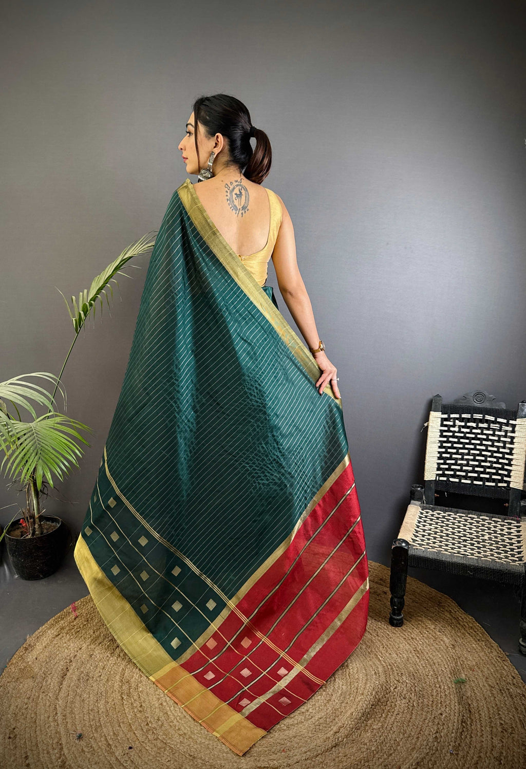 Sonakshi Women's Ramagreen Soft Cotton Silk Golden Zari Weaving Traditional Saree with Blouse - Distacart