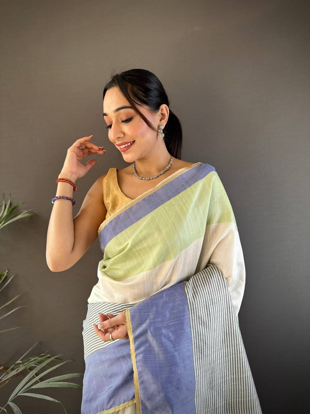 Sonakshi Women's White Raw Silk Khadi & Zari Weaving Traditional Saree with Blouse - Distacart