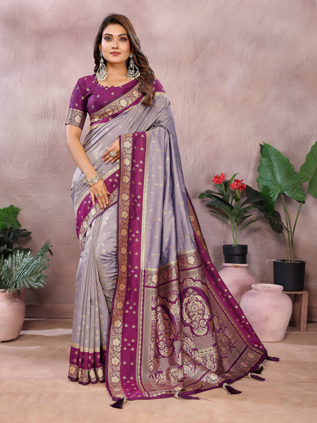 Aastha Fashion Grey Kalamkari Silk Zari Woven Saree - Distacart