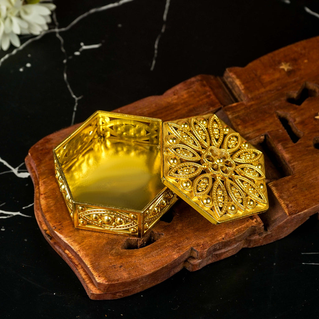 Sri Rudra Gold Fancy Heaxgon Box (EAN Code 8906101491872) - Distacart