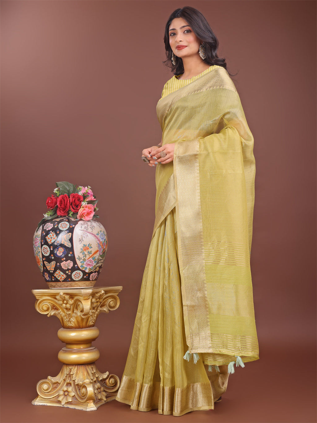 Shree Shyam Fashion Elegant Mehndi Green Linen Saree with Golden Zari Border & Rich Pallu | Soft Drape | Festive & Office Wear