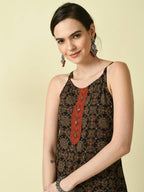 Myshka Women's Multi Straight Kurta & Trousers
