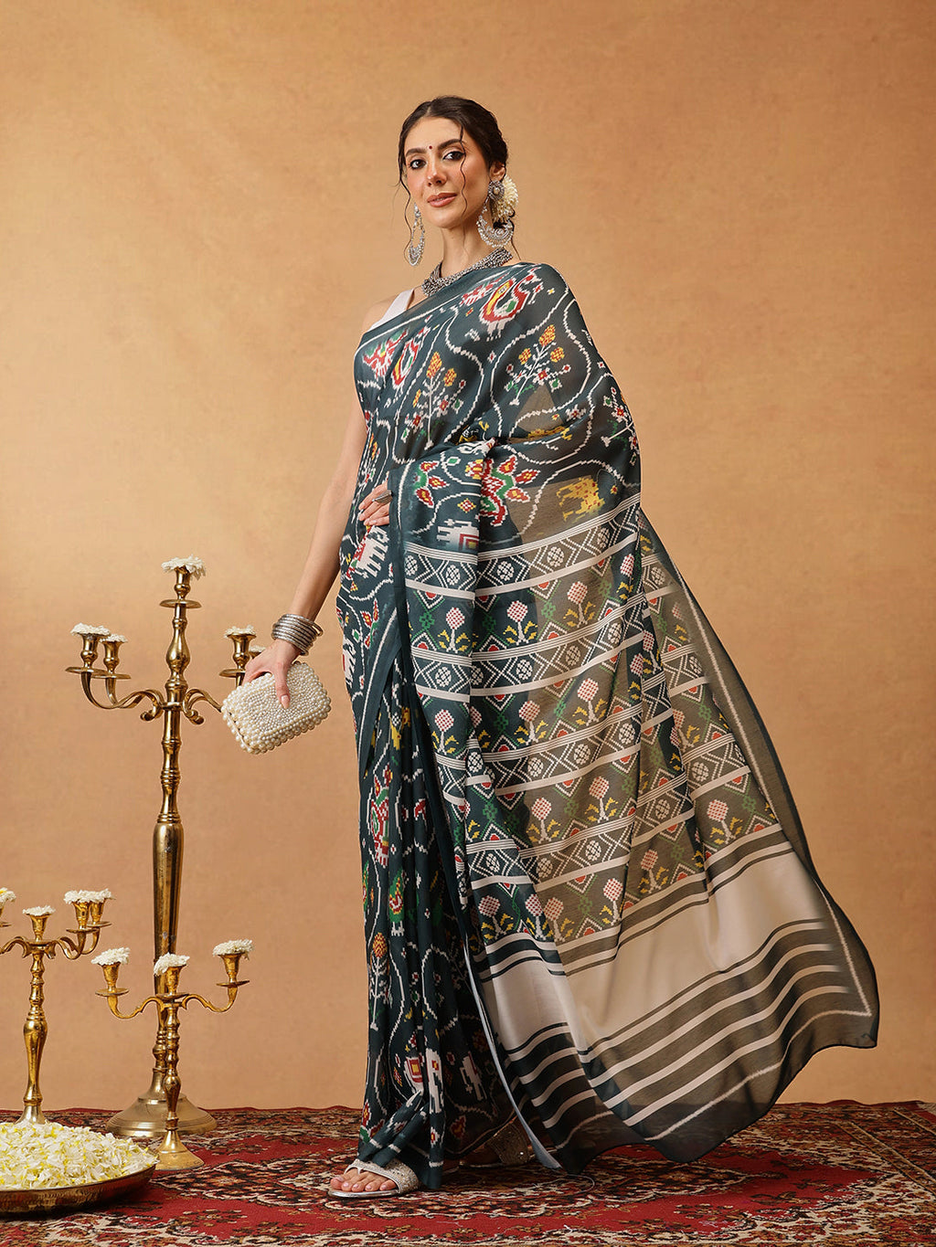 Hiral Fashion Green Bollywood Mul Cotton Ikkat Digital Printed Saree