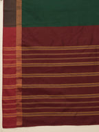 Hiral Fashion Green Banarasi Art Silk Solid Saree