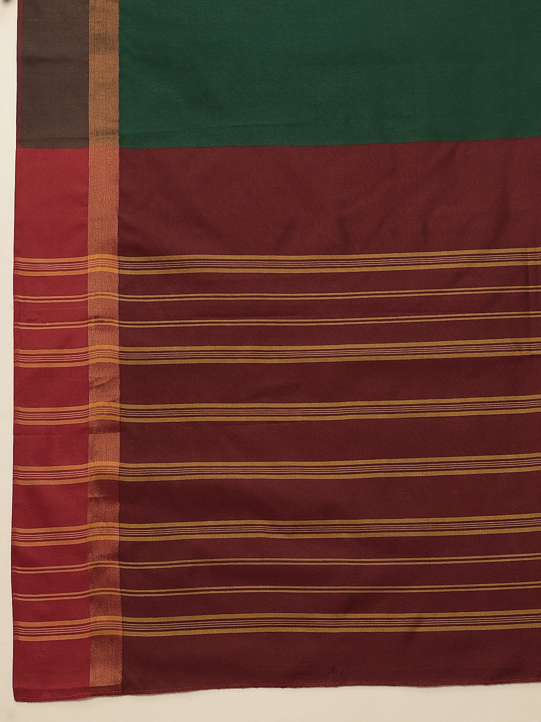 Hiral Fashion Green Banarasi Art Silk Solid Saree