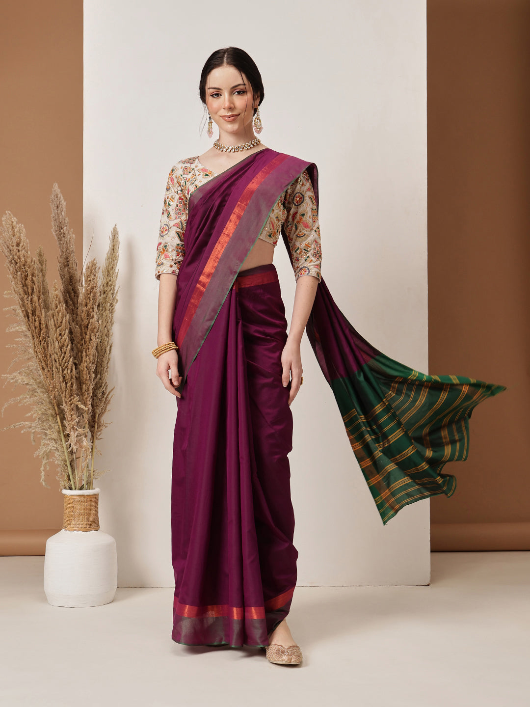 Hiral Fashion Purple Banarasi Art Silk Solid Saree