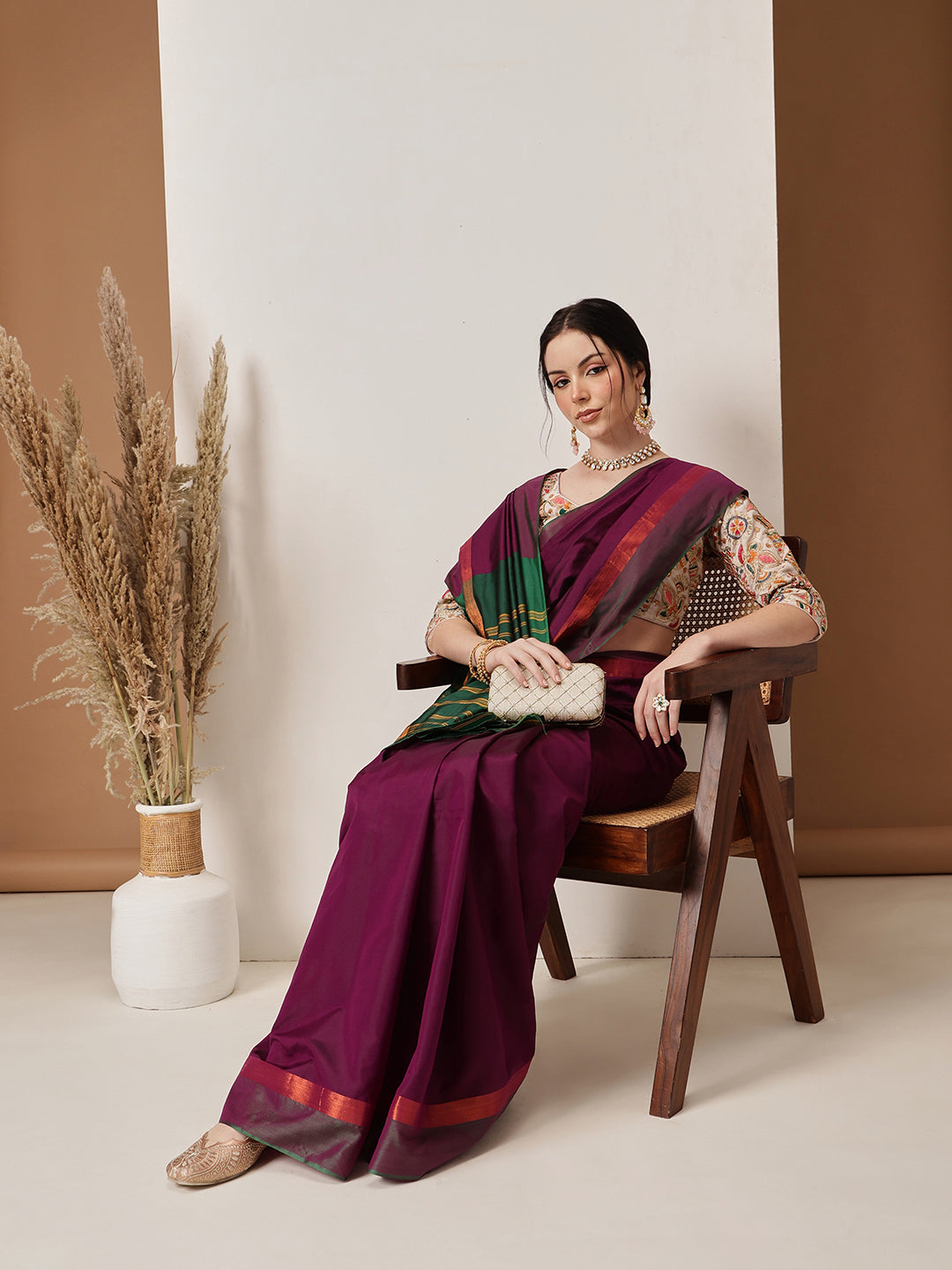 Hiral Fashion Purple Banarasi Art Silk Solid Saree
