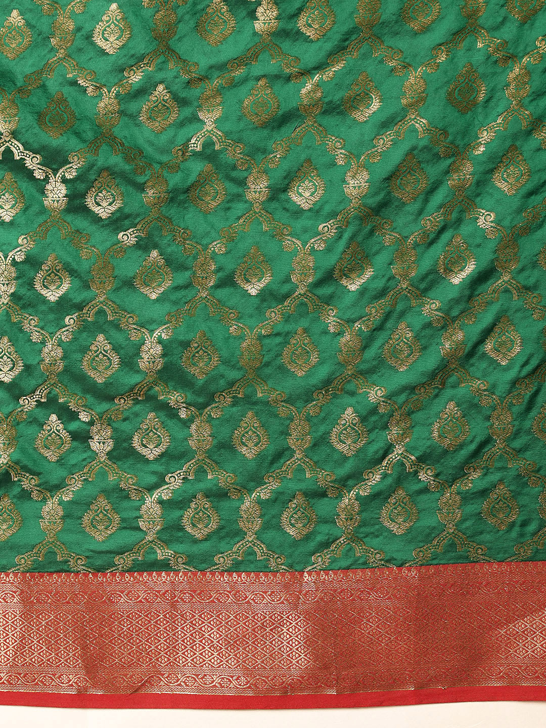 Hiral Fashion Green Banarasi Silk Woven Design Saree