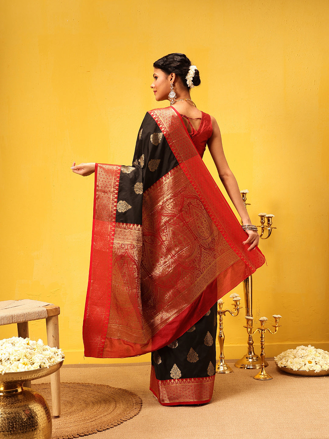 Hiral Fashion Black Banarasi Silk Woven Design Saree