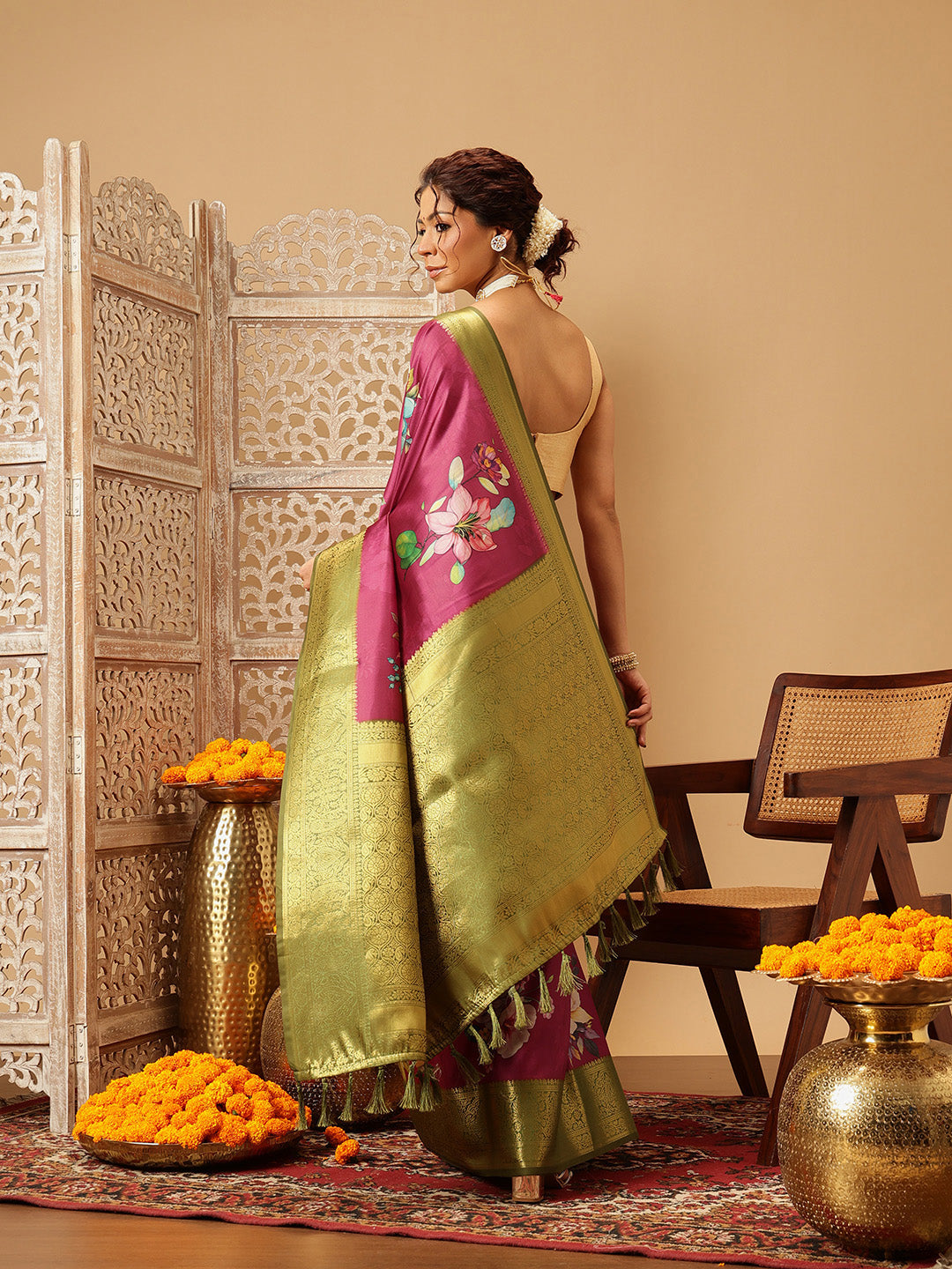 Hiral Fashion Pink Banarasi Silk Floral Digital Printed Saree