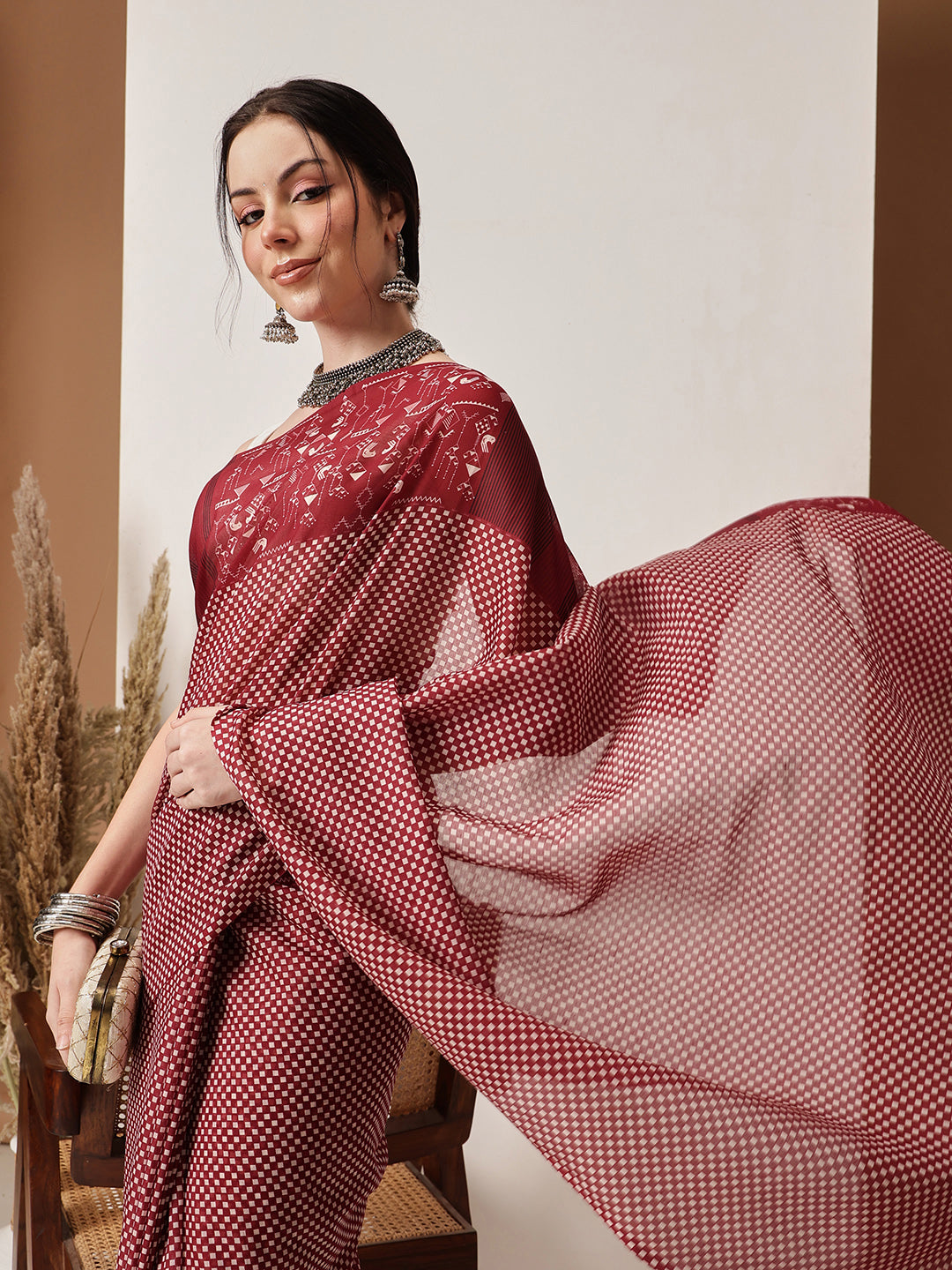 Hiral Fashion Maroon Bollywood Mul Cotton Abstract Digital Printed Saree