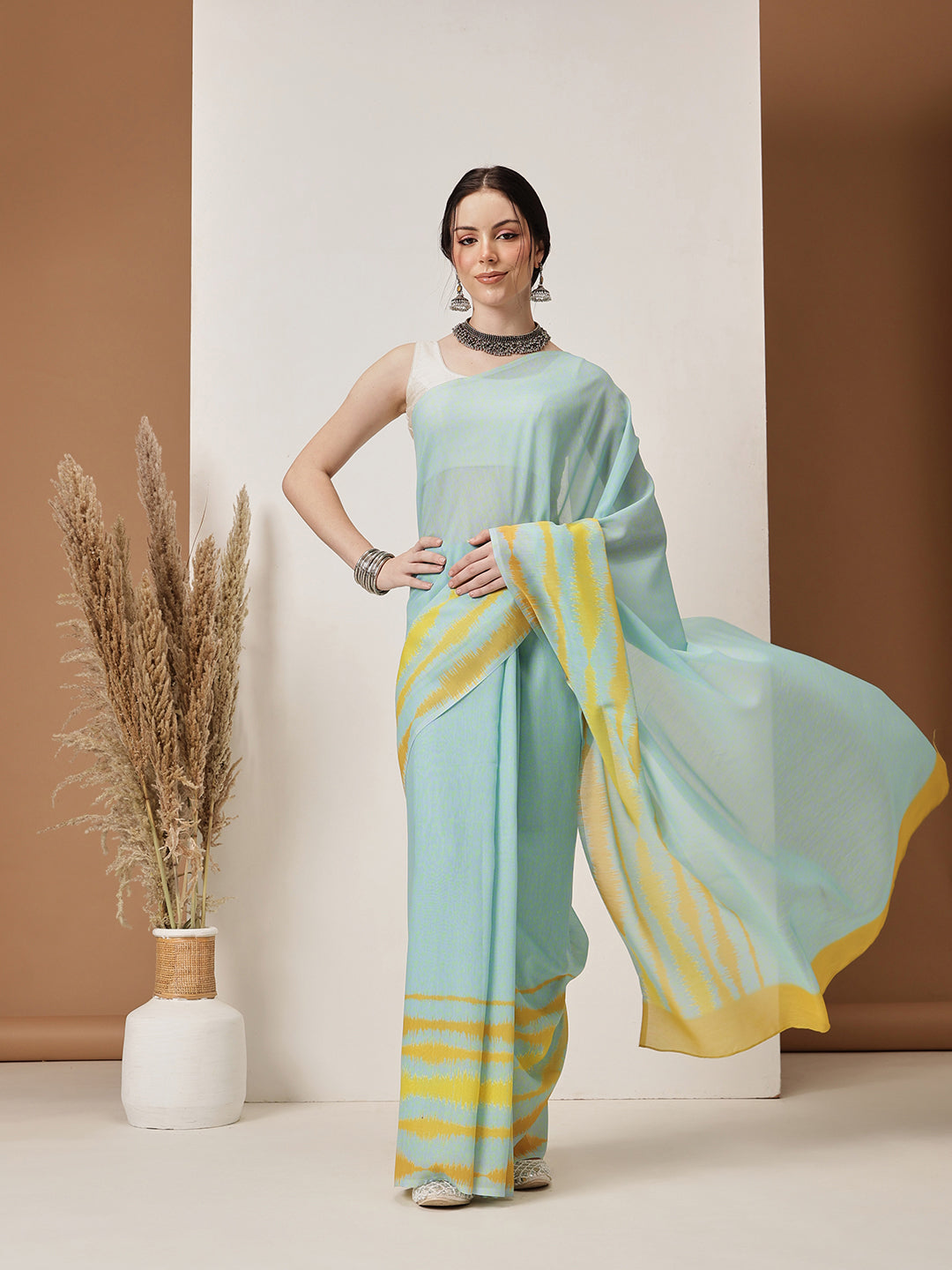 Hiral Fashion Teal Bollywood Mul Cotton Abstract Digital Printed Saree