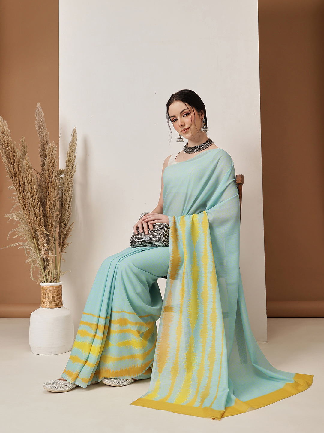 Hiral Fashion Teal Bollywood Mul Cotton Abstract Digital Printed Saree