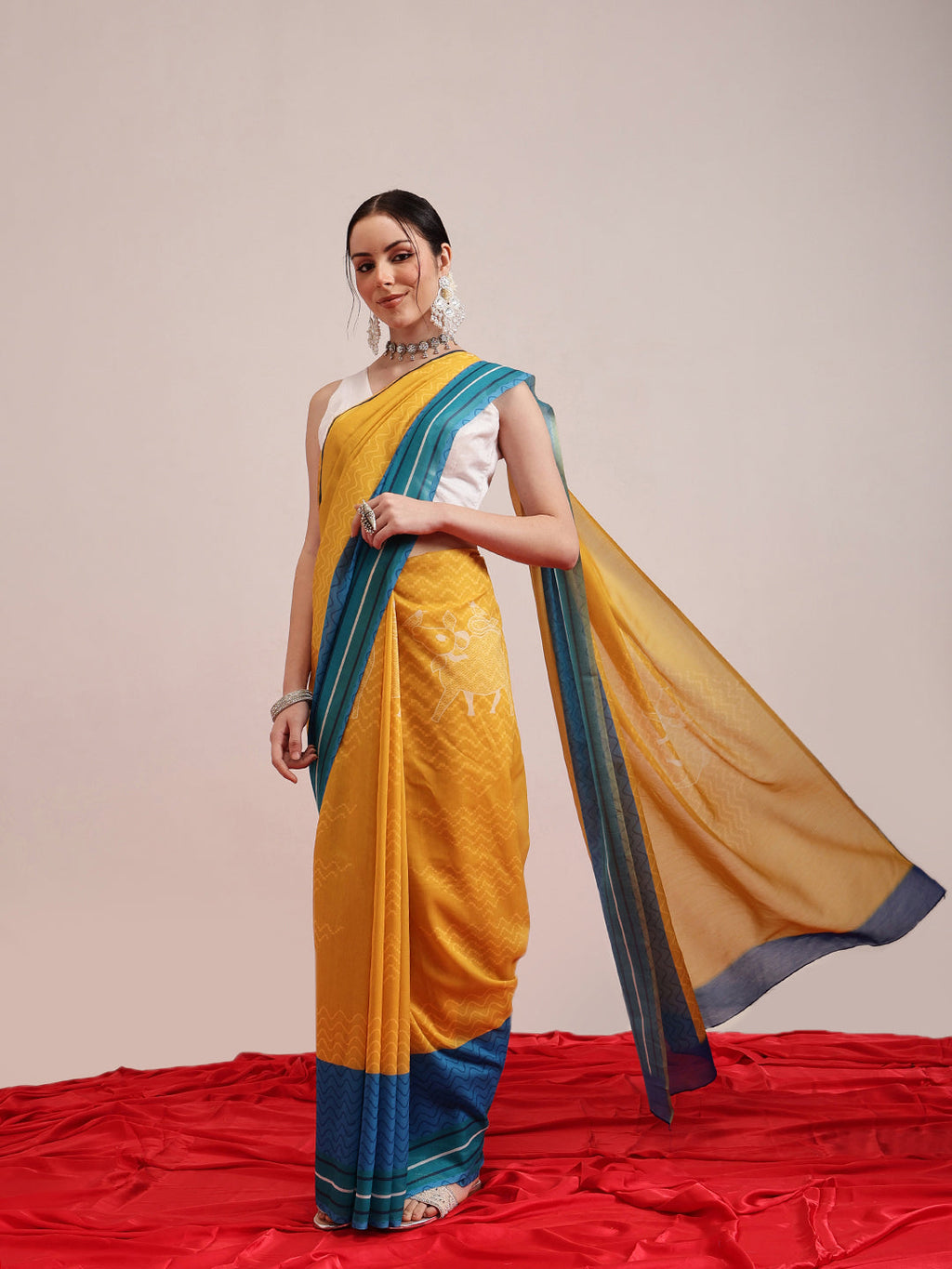 Hiral Fashion Yellow Bollywood Mul Cotton Abstract Digital Printed Saree