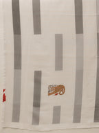 Hiral Fashion White Bollywood Mul Cotton Animal Print Digital Printed Saree