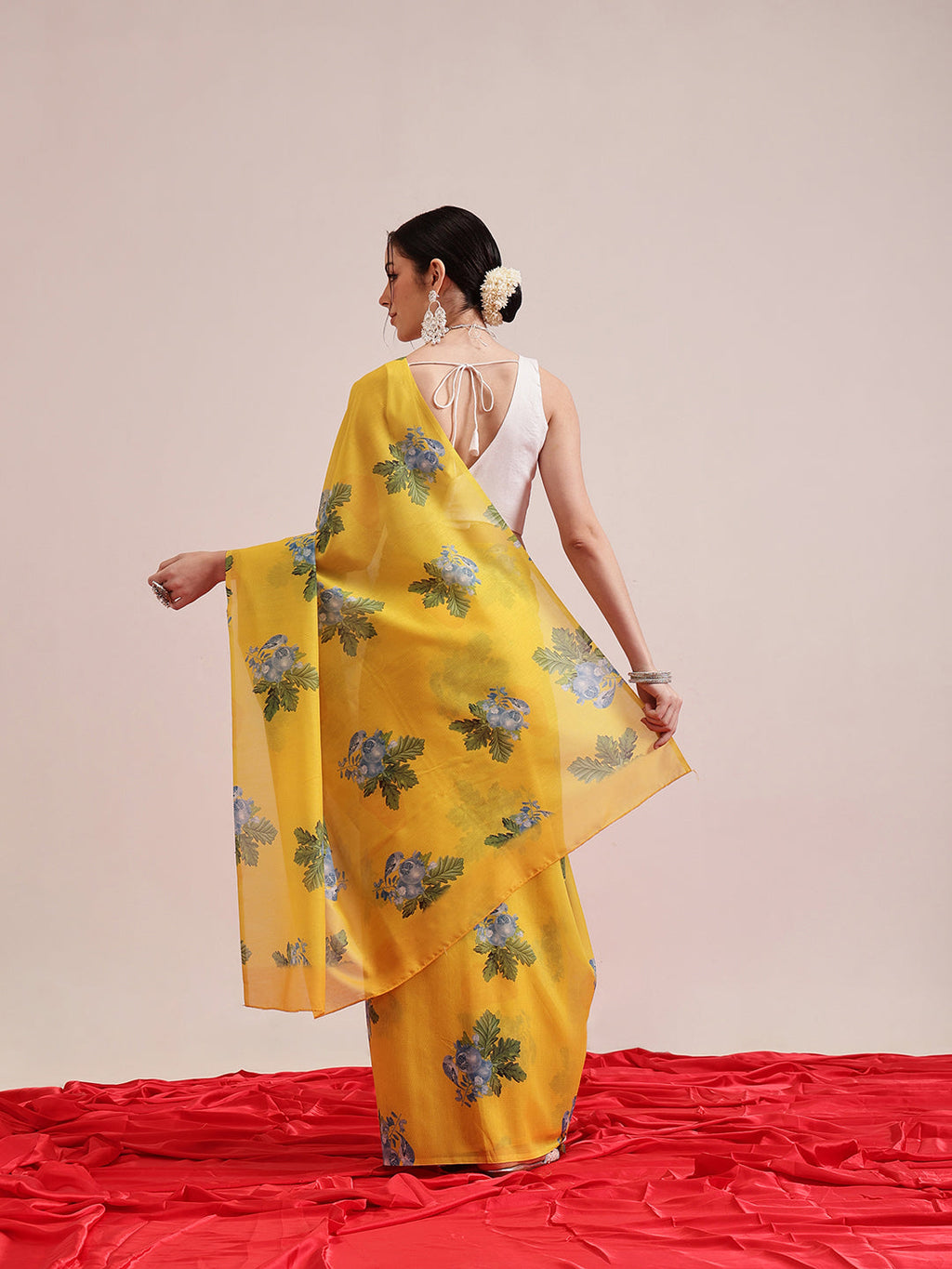Hiral Fashion Yellow Bollywood Mul Cotton Abstract Digital Printed Saree