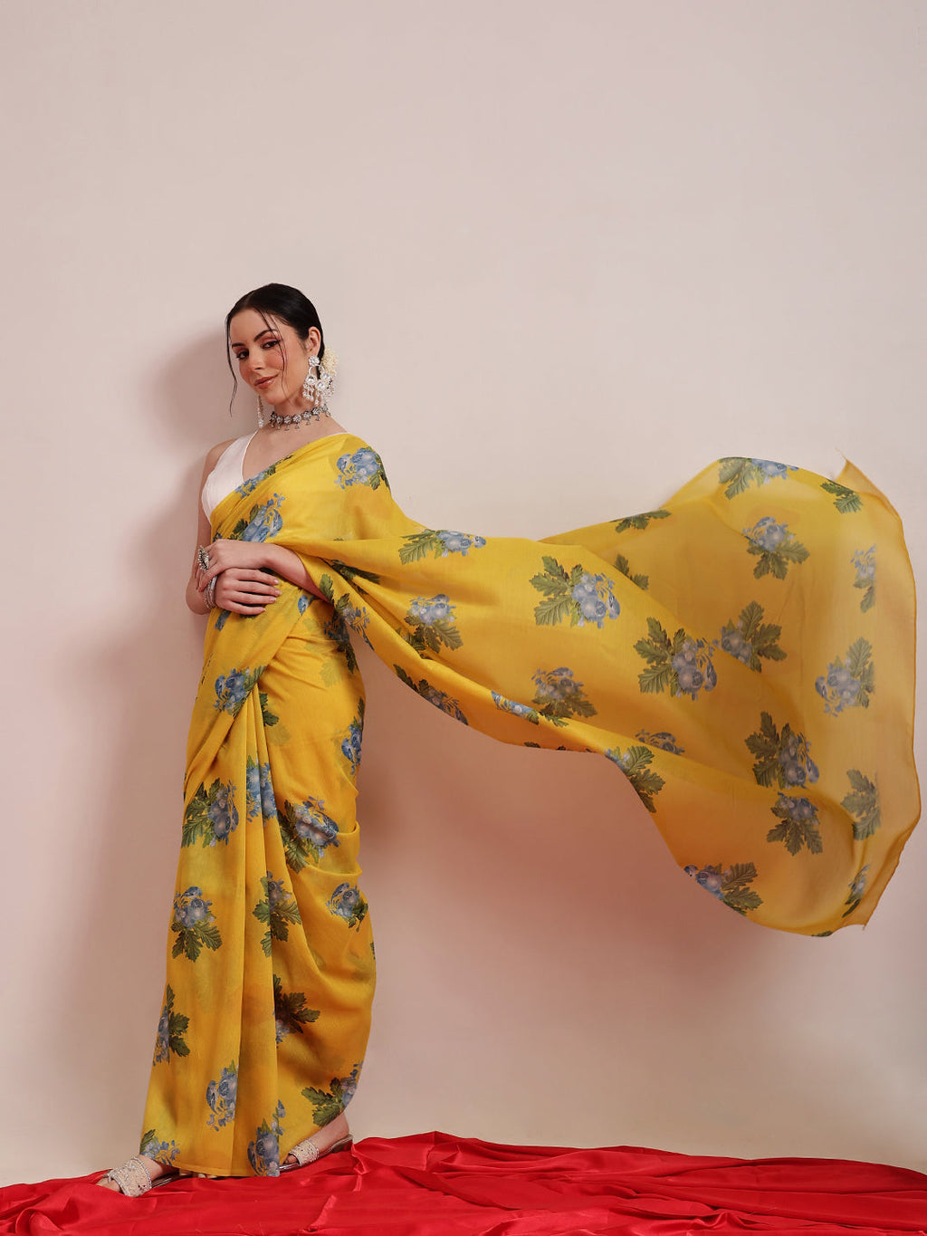 Hiral Fashion Yellow Bollywood Mul Cotton Abstract Digital Printed Saree
